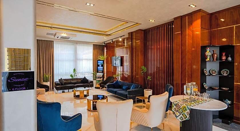 UNIQUE HOTEL
