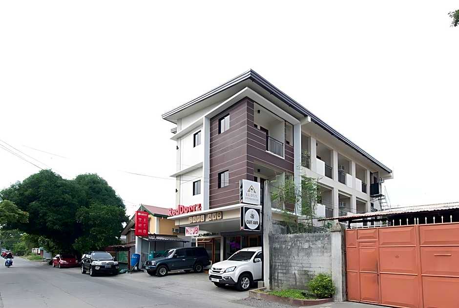 Reddoorz Plus @ Diola Villamonte Bacolod