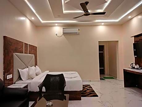 Premium Cottage -- First Floor