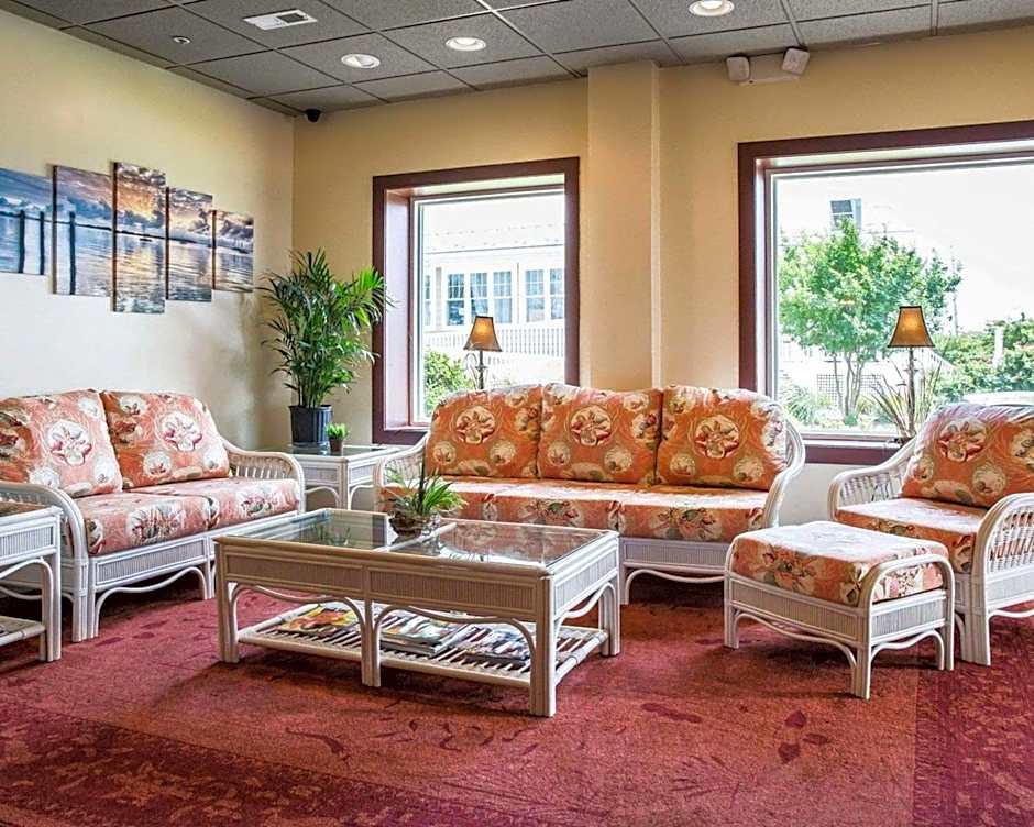 Island Inn & Suites, an Ascend Collection Hotel