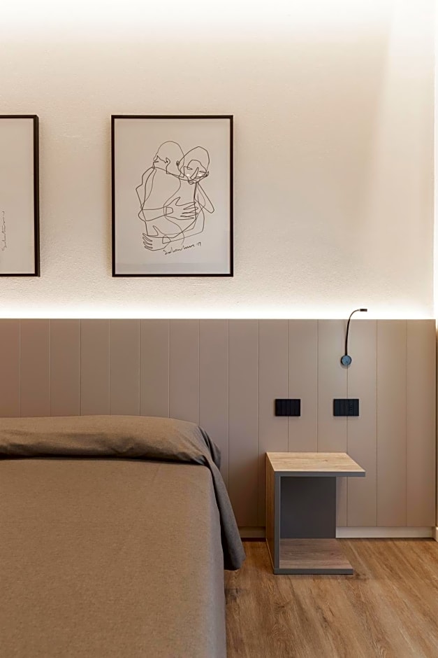 Renzo Hotel