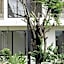 Shanti-Retreat Hotel