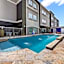 La Quinta Inn & Suites by Wyndham Alvin