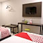 OYO 1006 Azzahra Guest House