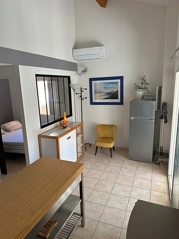 HOLIDAYLAND BAIE DES OLIVIERS VILLA 36m2 1chambre fermée 6 couchages ou VILLA 41M2 2chambres fermées 7 couchages