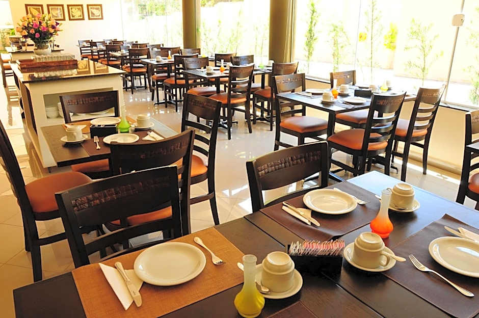 Hotel Premium Pirassununga