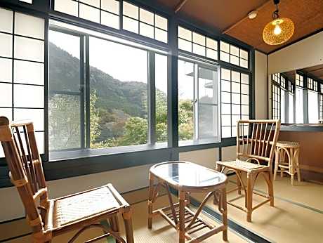 Japanese-Style Room