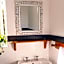 Guinea Fowl Lodge - Lagoon & Heads View B&B, Central Knysna