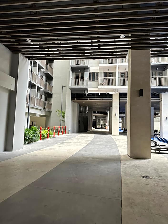 Mall of Asia MOA S Residences , IKEA Pasay , NAIA Airport , Manila Bay