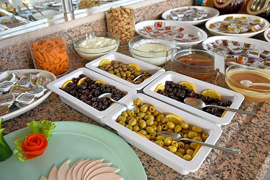 Belcehan Deluxe Hotel