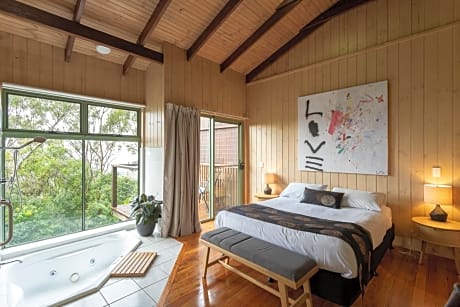 One-Bedroom Tree House