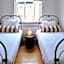 Hello I'm Local - Boutique Hostel