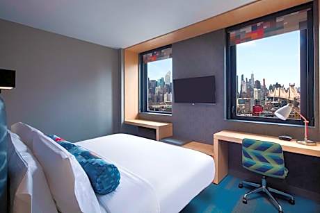 Aloft, Guest room, 1 King, Manhattan view, City view