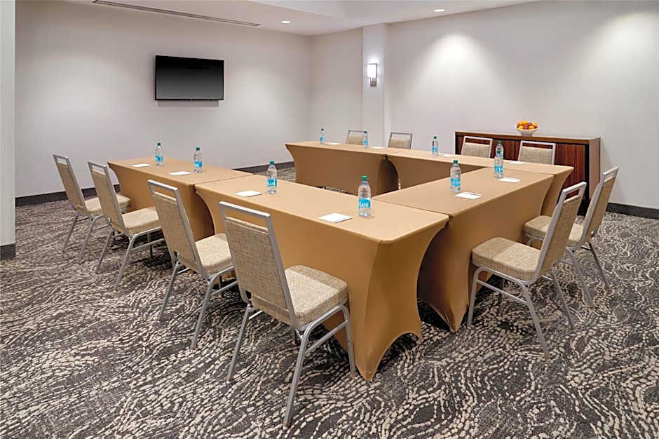 Homewood Suites by Hilton Grand Rapids Downtown