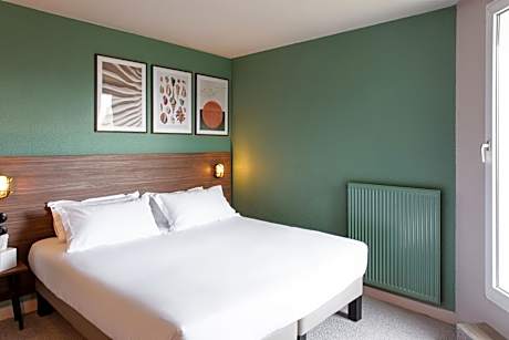 Standard Double Room -Parking view