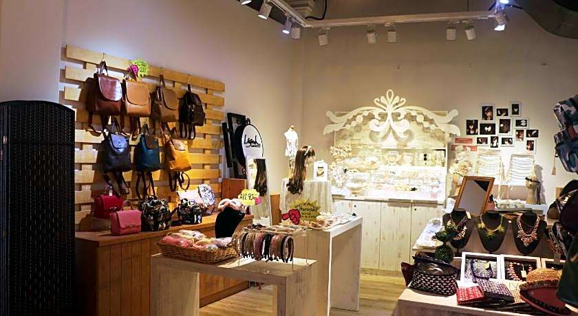 Fomecs Boutique Hotel