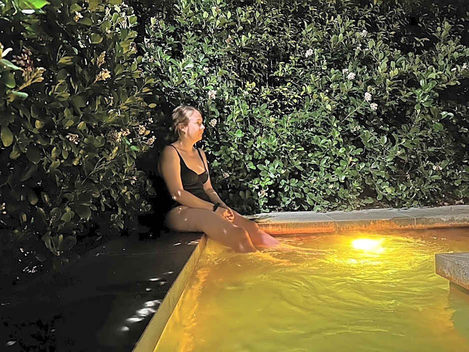 Deep Blue Hotel & Hot Springs