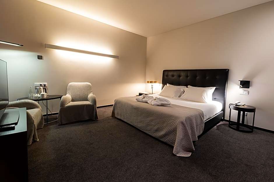 Axis Viana Business & SPA Hotel