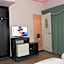 Modern Plaza Hotel