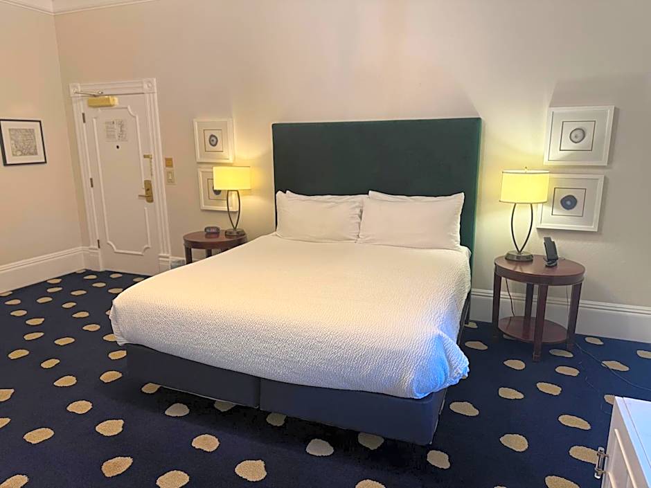 The Sterling Hotel