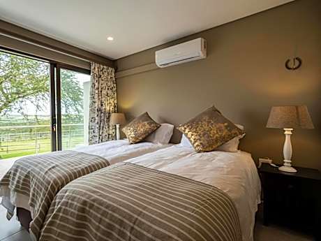 Queen Studio - Disability Access