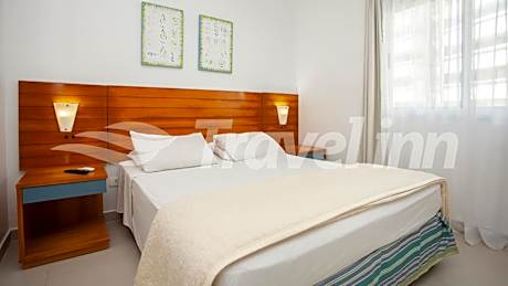 One-Bedroom Apartment (2 Adults)