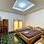 Duyung Rooms and Resto