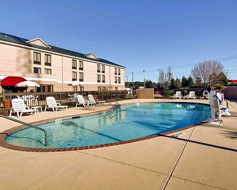 Comfort Inn & Suites Moss Point Pascagoula