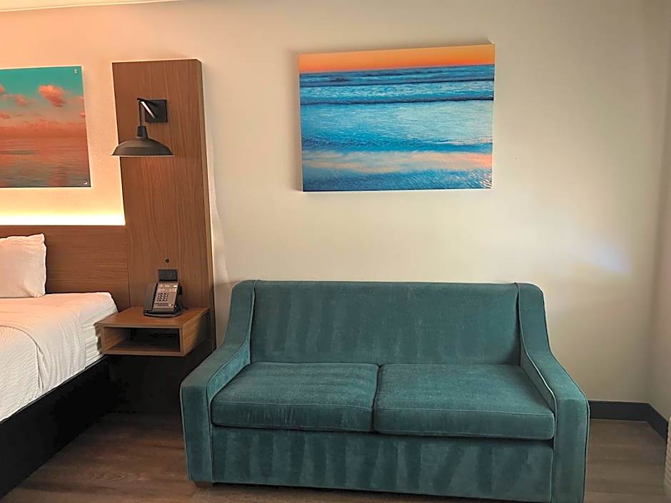 La Quinta Inn & Suites by Wyndham San Diego Scripps Poway