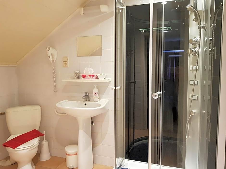 B&B Woodside
