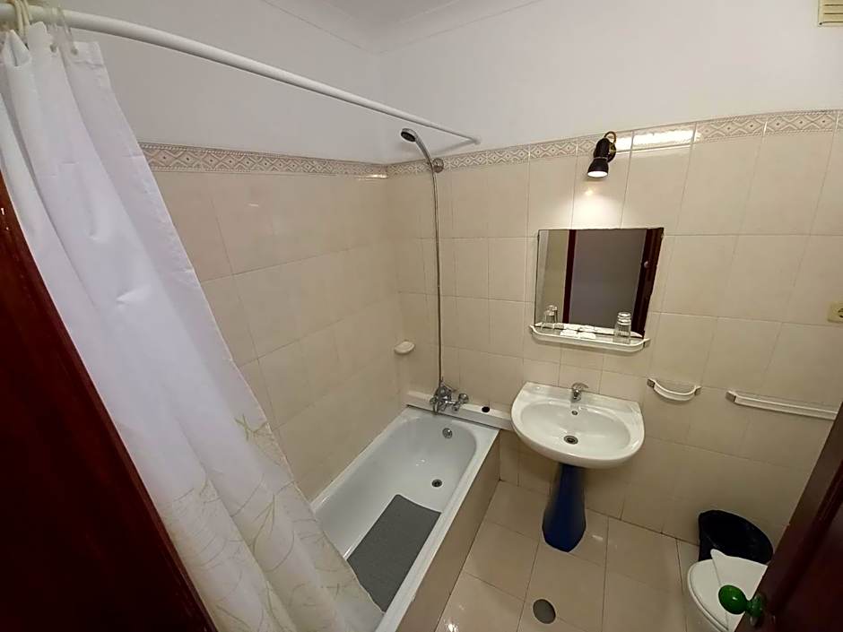 Lagos Central Suite DBV Guesthouse