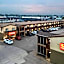 Econo Lodge  Inn & Suites