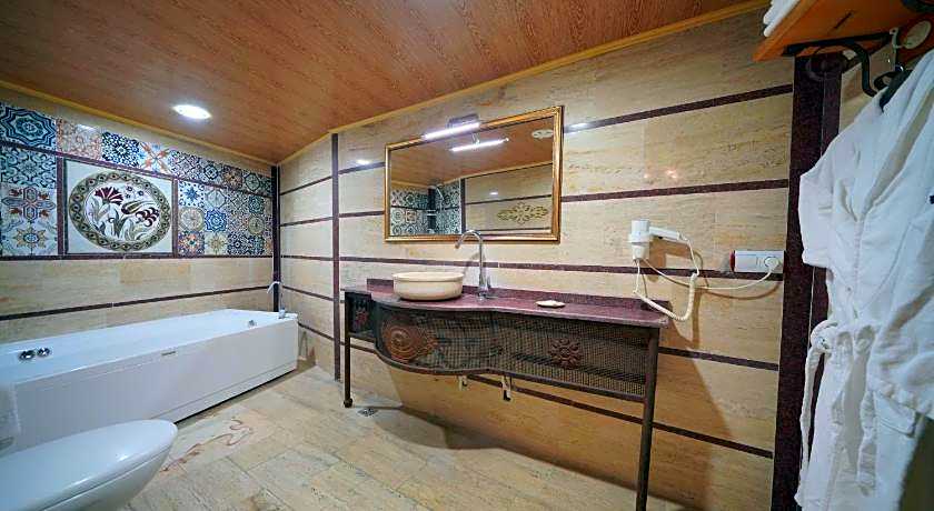 Fosil Cave Hotel