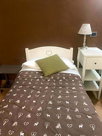 Single Room with Private Bathroom