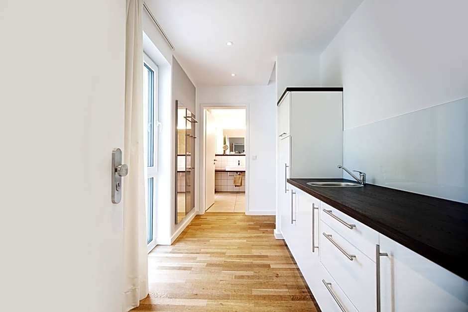 Boardinghouse by M&K