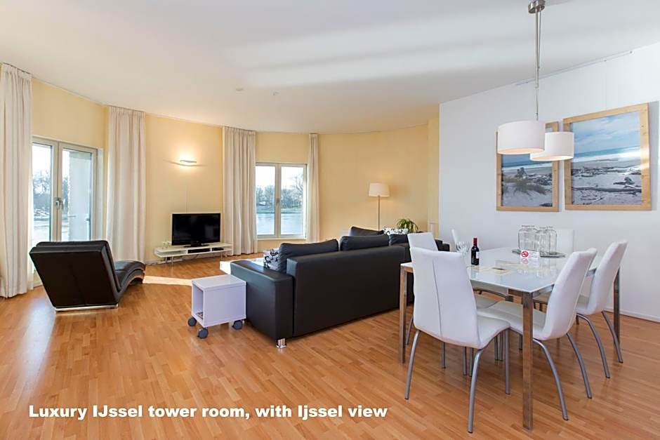 Hotel de Vischpoorte, hartje Deventer en aan de IJssel