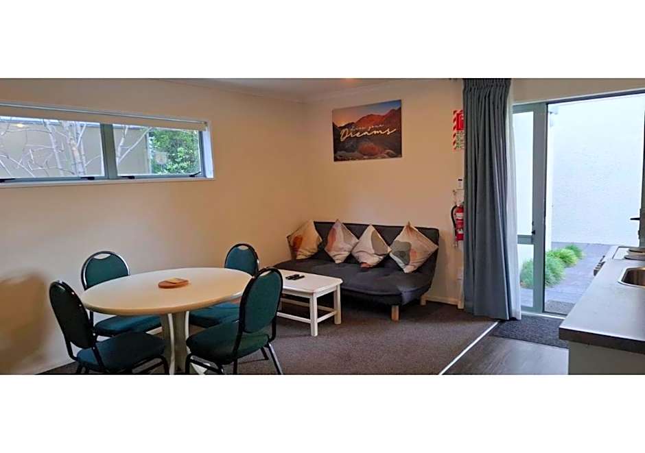 Alcala Motor Lodge
