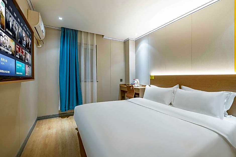 7 Days Inn Urumqi Altai Road Airport