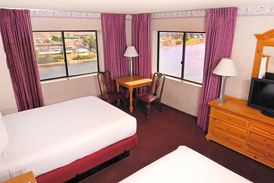 Harrah's Laughlin Beach Resort & Casino