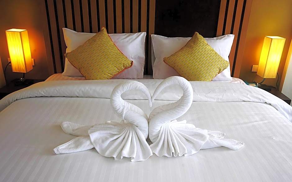 Photo 1 of 7 of Standard 1 King Bed