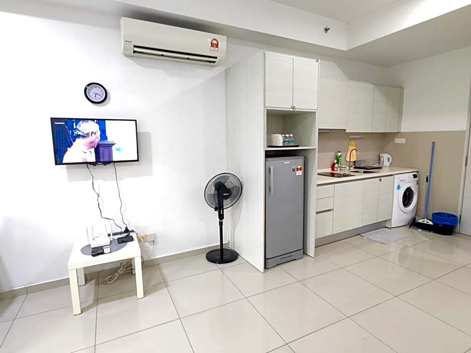 Wan's Homestay i-City