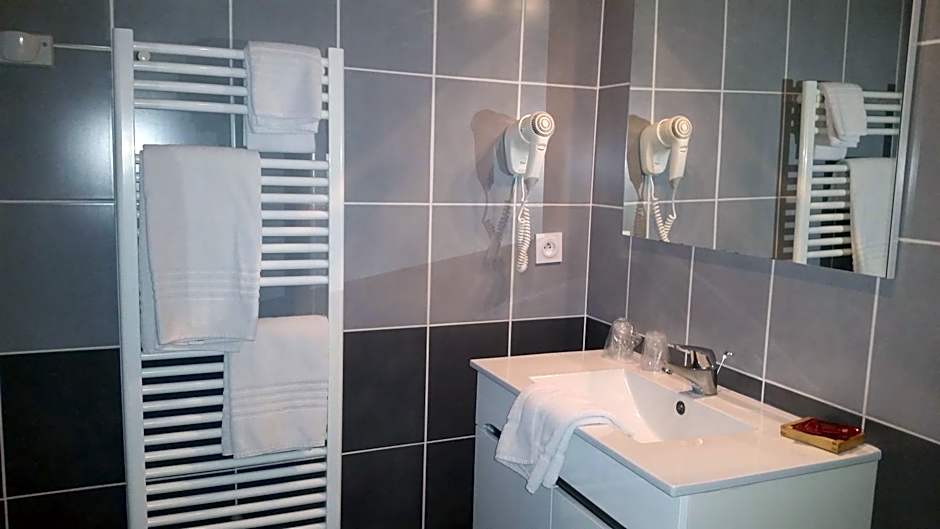 CIT'HOTEL Le Commerce