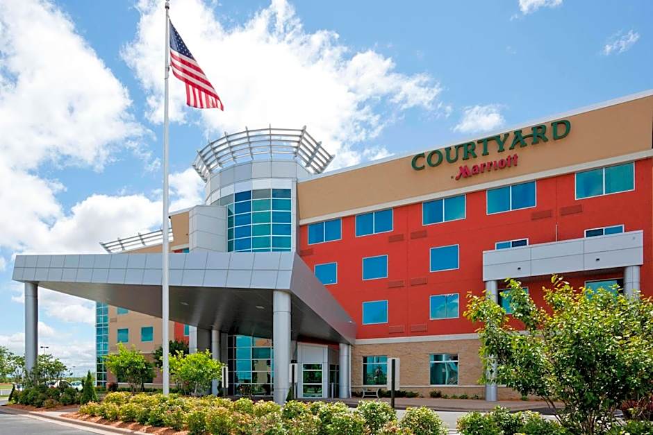 Courtyard by Marriott Minneapolis Maple Grove/Arbor Lakes