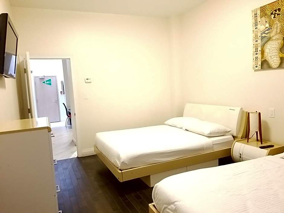 Photo 1 of 4 of Apartment