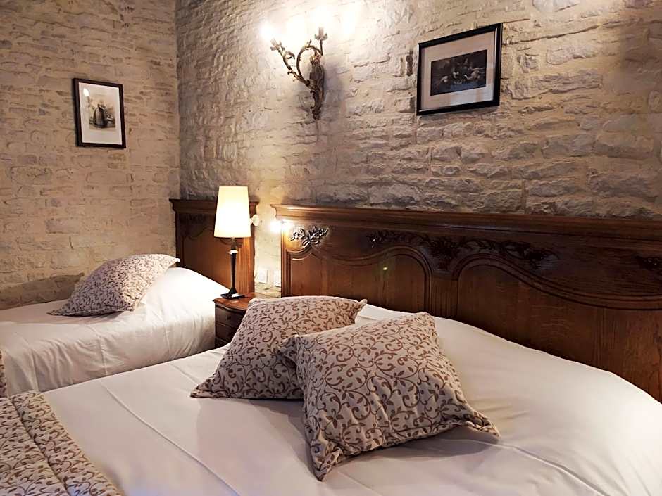 Hôtel Le Manoir De Mathan Crépon à la campagne 5 mn d'Arromanches et 10 mn de Bayeux