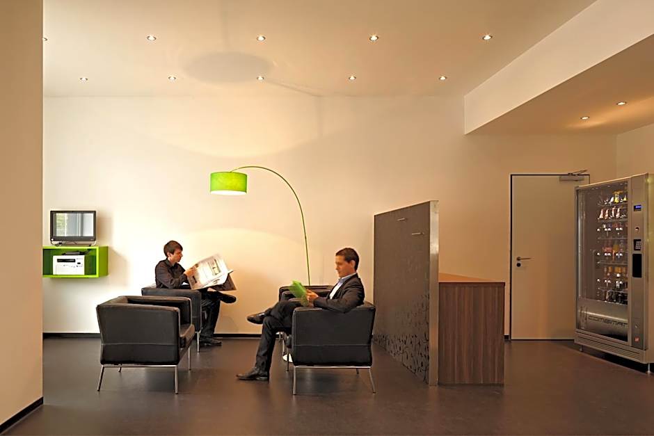 a2 HOTELS Plochingen