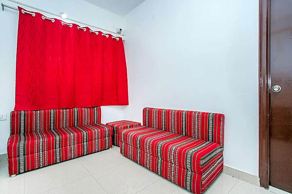 OYO 18718 Pavitra Delux – Bangalore, MN