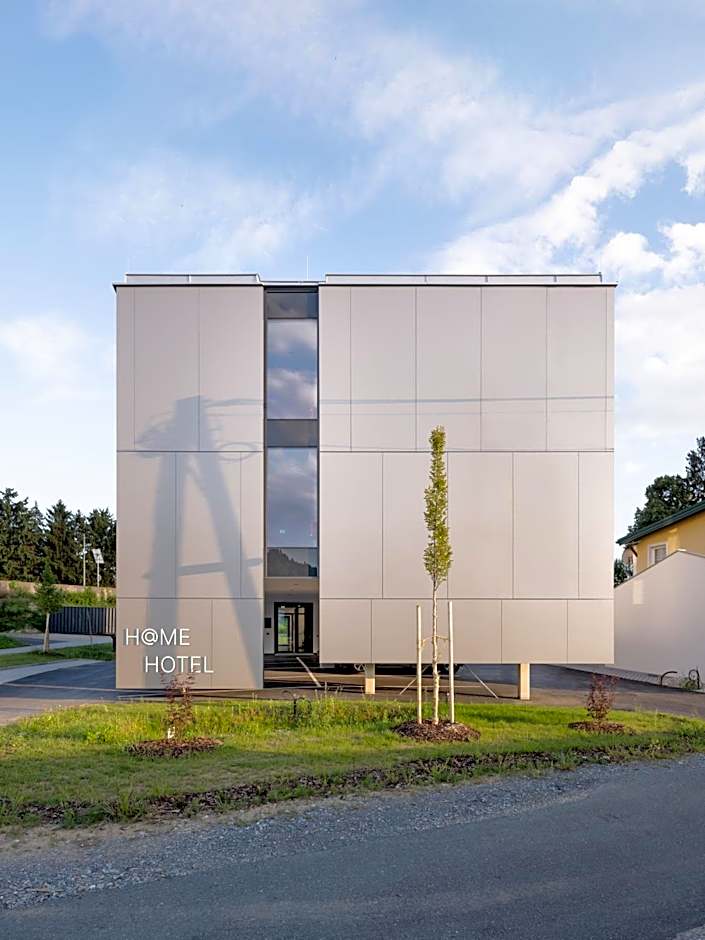 Hotel AT HOME - late arrival self check in