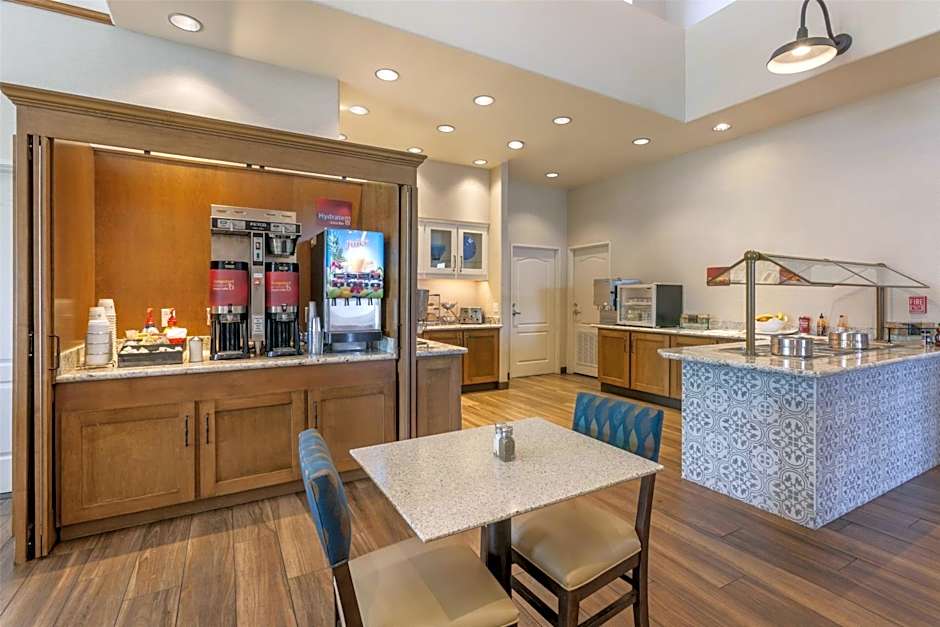 Best Western Plus A Wayfarer's Inn & Suites