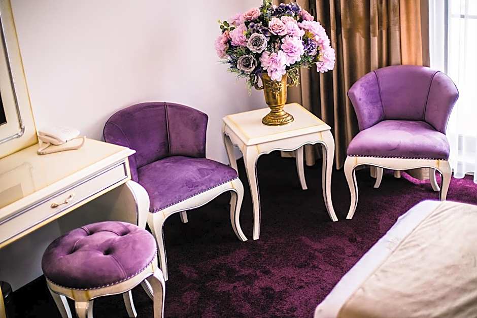 Royal Boutique Mangalia Breeze